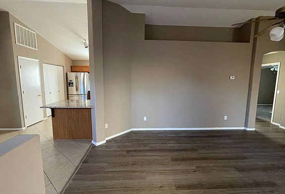2nd image of 2221 E Union Hills Dr Unit 162