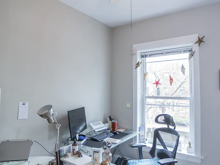 1315 W Eddy St #2 — Photo 15
