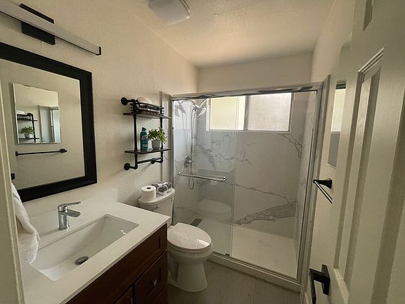5th image of 337 E Poplar St APT 12