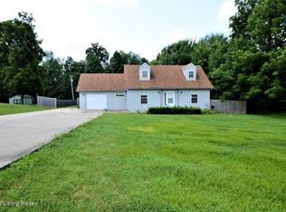 697 Fisher Ln, Mount Washington, KY 40047