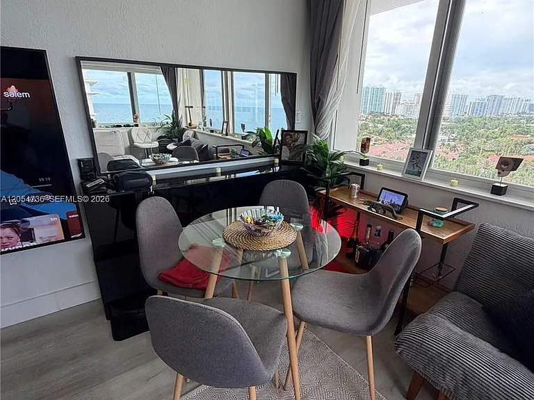 19201 Collins Ave #1126 — Photo 8