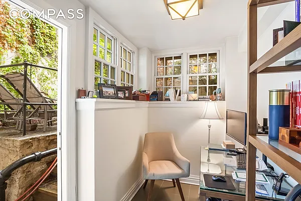 Rented by Compass | media 43