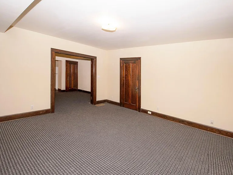 3710 Glenmore Ave #1N — Photo 7