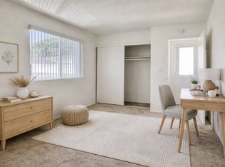 984 Valencia St #1, Costa Mesa, CA 92626