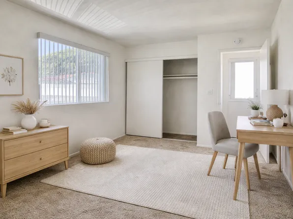 984 Valencia St #2A, Costa Mesa, CA 92626