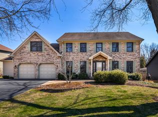 1212 Johnson Dr, Naperville, IL