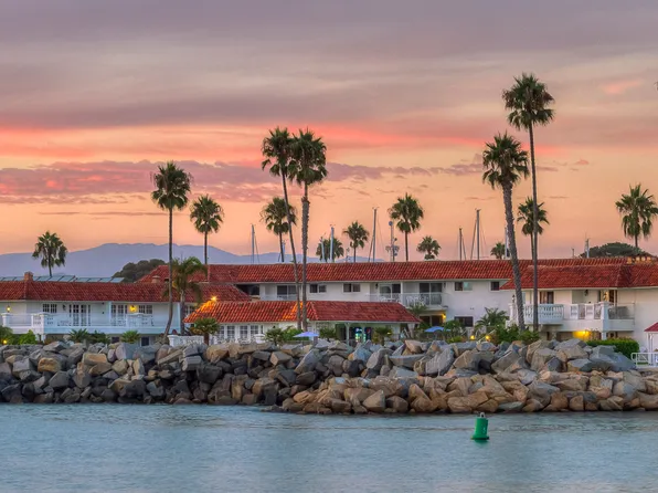 Oceanside Marina Inn
