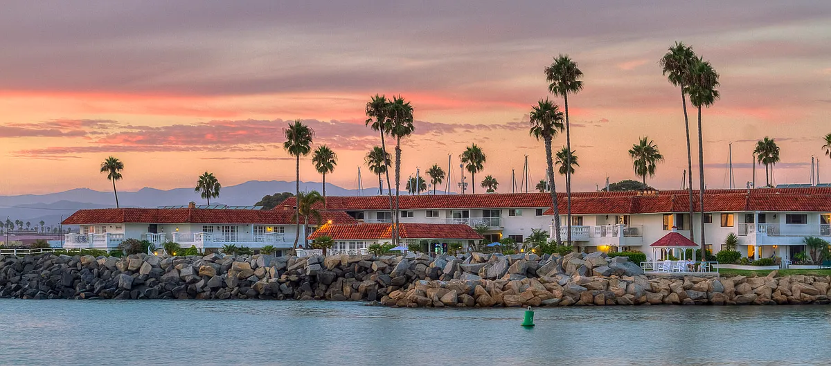 Oceanside Marina Suites Exterior - Oceanside Marina Inn