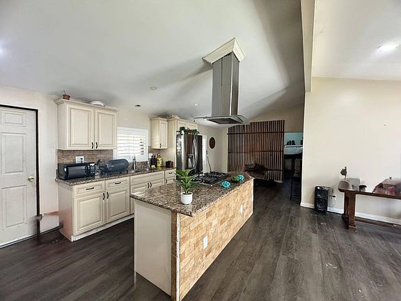 5th image of 7717 Church Ave Space 200