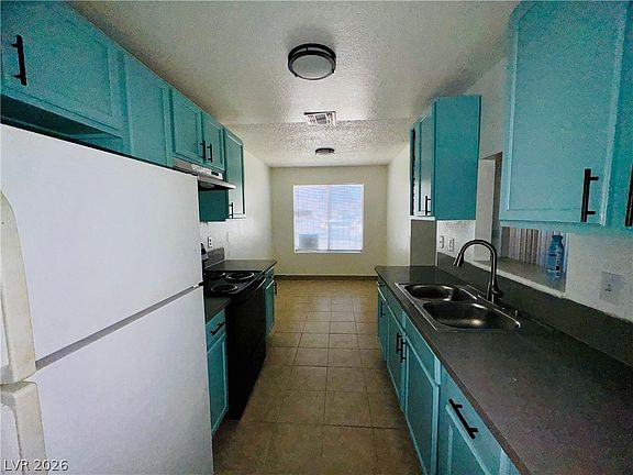 2nd image of 4581 Macher Way APT C