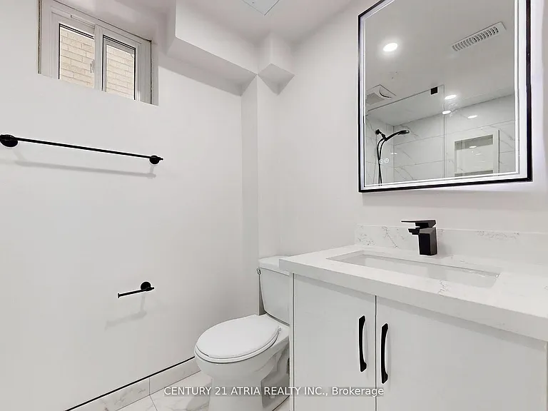 57 Saddle Ridge Dr #LOWER B — Photo 7