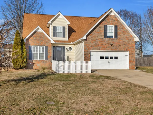 1029 Summerhaven Rd, Clarksville, TN 37042