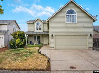 61 Grace St, Lebanon, OR 97355