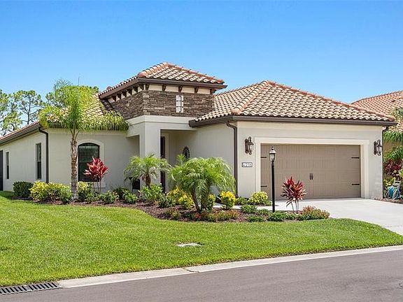 5th image of 216 Malina Ct