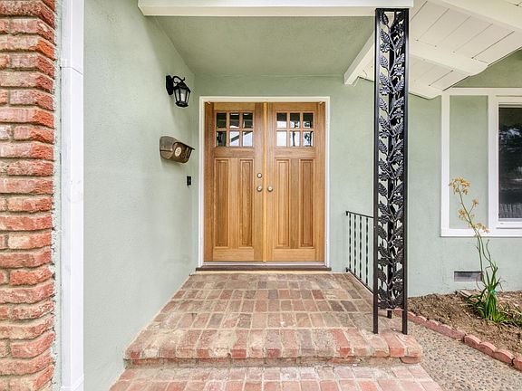 2nd image of 8518 Ponce Ave