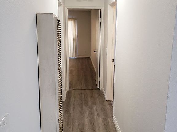 4th image of 3345 Drew St #847