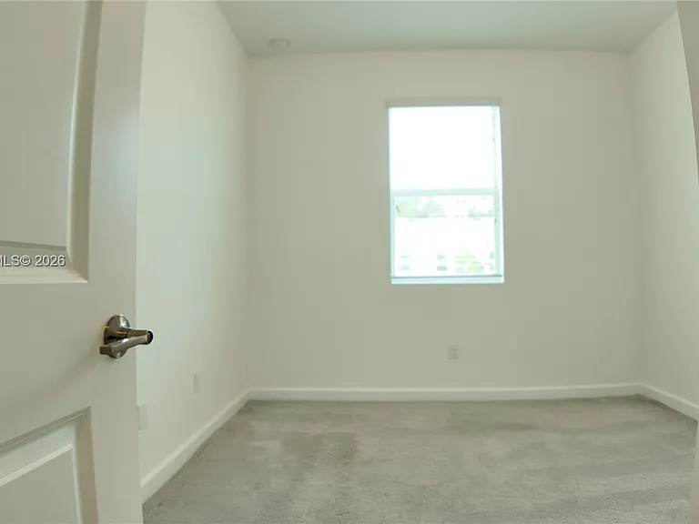 4612 Hollister Ave — Photo 14