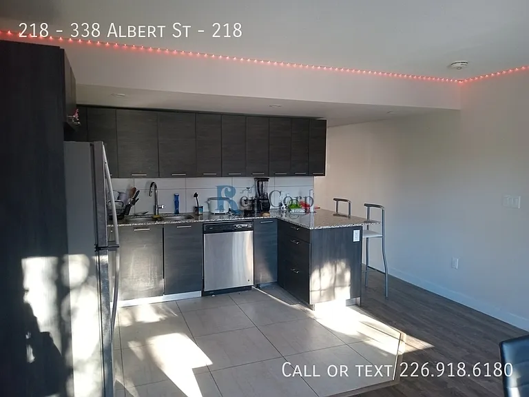 218-338 Albert St #218 — Photo 7