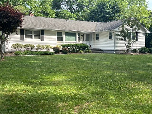 1st image of 288 Maplewood Rd