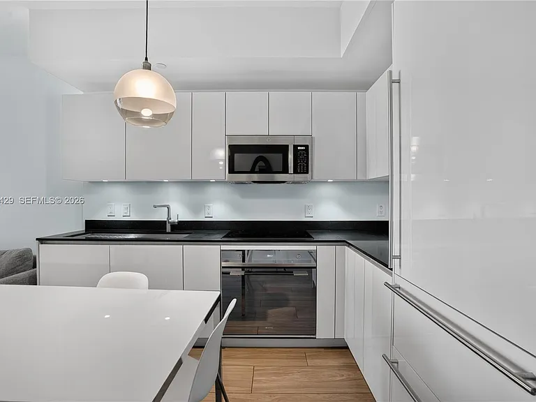 1010 Brickell Ave #3510 — Photo 8