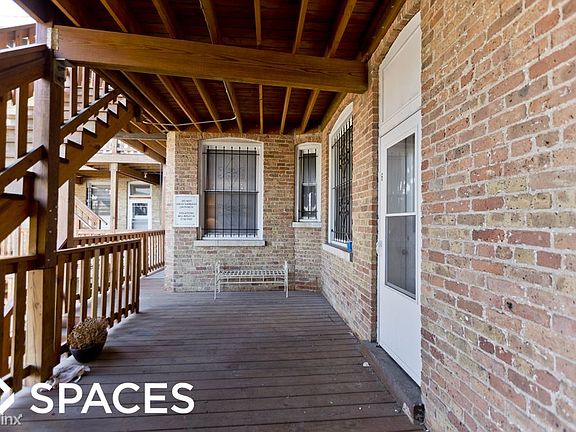 2nd image of 334 W Dickens Ave APT 1