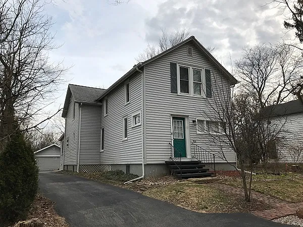 1223 Ross Ct photo 1