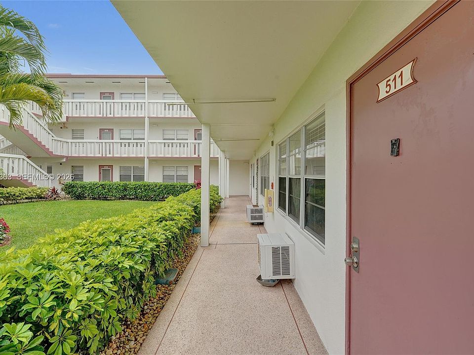 1st image of 511 Fanshaw M #511