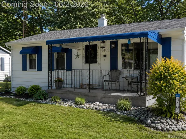 6405 Springdale Blvd, Grand Blanc, MI 48439