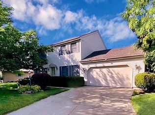2906 Crestridge Dr, Champaign, IL