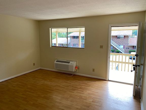 5th image of 130 S Estes Dr Building B