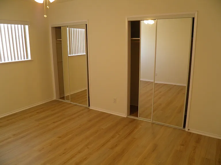 5-703 Strand St #5 — Photo 15