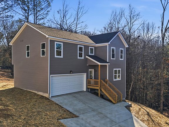 2nd image of 107 Jamestown Rd