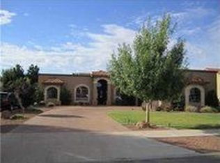 656 Country Oaks Dr, El Paso, TX 79932