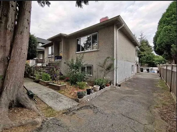 7540 Buller Ave, Burnaby, BC V5J 4S8