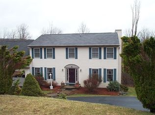 5 Coach House Ln, Goshen, NY 10924