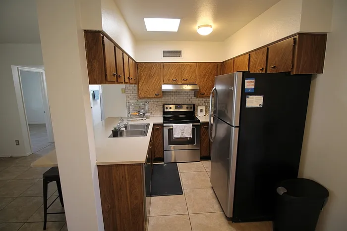8838 E Arbor St — Photo 9