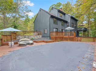 47 Indian Hill Rd, Pound Ridge, NY 10576