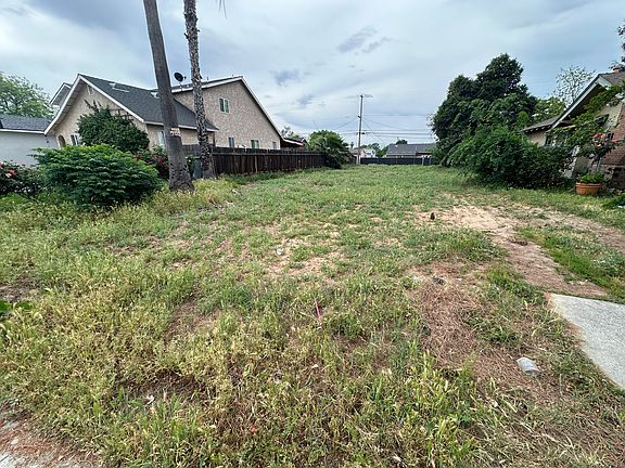 4th image of 269 W Alluvial Avenue