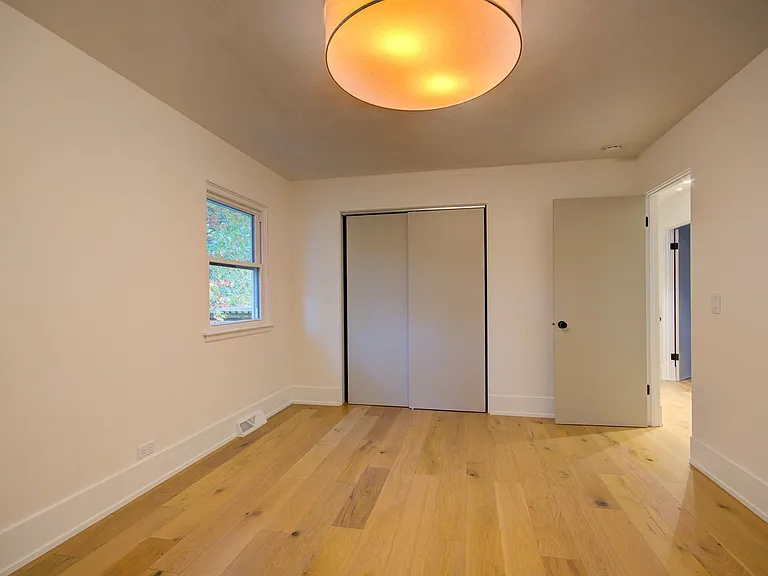 209 W Gartner Rd — Photo 16