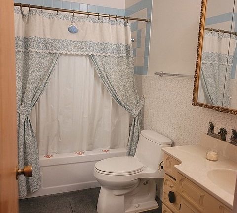 3rd image of 2768 Story Ave