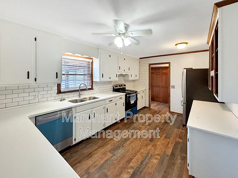 601 Fairview Church Rd — Photo 6