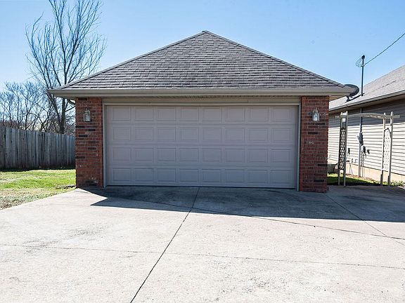 5th image of 7400 W Farm Road 84