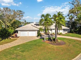411 Belle Isle Ave, Belleair Beach, FL 33786