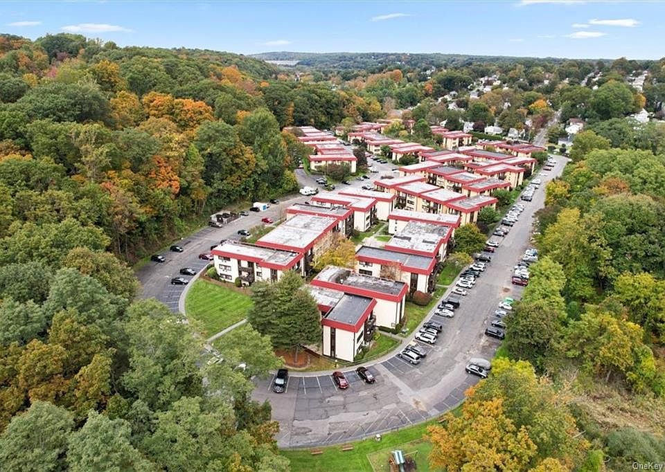 14 Granada Crescent UNIT 3, White Plains, NY 10603 Zillow