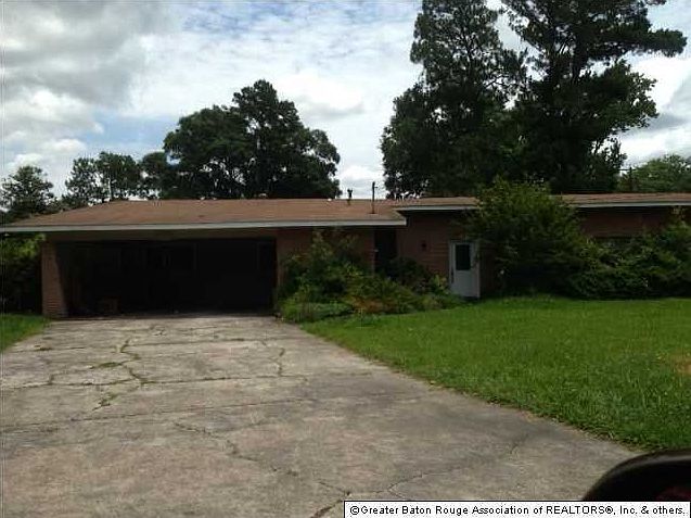 2nd image of 1619 Carolyn Sue Dr