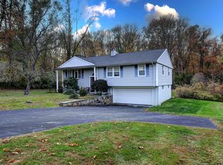 4815 Madison Ave, Trumbull, CT 06611