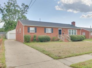 466 Fort Worth St, Hampton, VA 23669