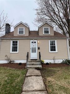 64 Errol St, Warwick, RI, 02888