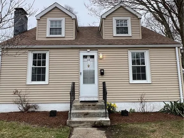 64 Errol St, Warwick, RI 02888