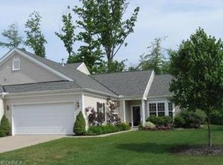 10750 Crossings Dr, Aurora, OH 44202